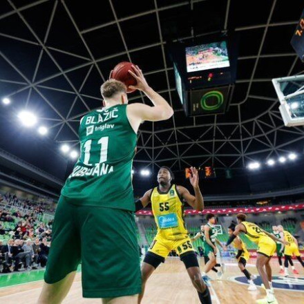 Τσεντεβίτα - Άρης (98-79): «Λύγισαν» στο τέλος της 2ης περιόδου και ηττήθηκαν οι Θεσσαλονικείς