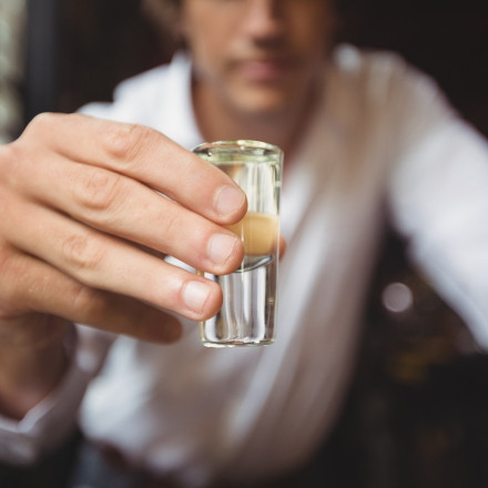 Μάστιγα η κατανάλωση αλκοόλ από ανηλίκους - Πάνω από 20 άτομα στο νοσοκομείο το τελευταίο 48ωρο