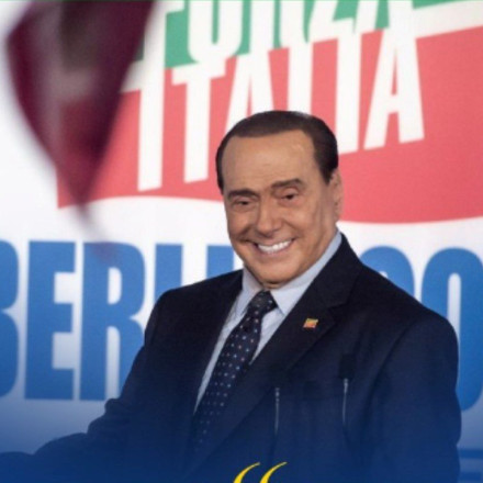 Σίλβιο Μπερλουσκόνι: Στο νοσοκομείο και πάλι ο Καβαλιέρε