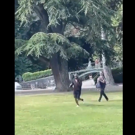Γαλλία: Βίντεο ντοκουμέντο με τον δράστη μετά την επίθεση στην παιδική χαρά