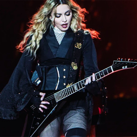 Μαντόνα: Σπάνια φωτογραφικά καρέ με τον 93χρονο πατέρα και τα 6 παιδιά της - «Φάρμακο στην ψυχή»