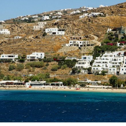 Μύκονος: Λουκέτο 48 ωρών σε γνωστό club restaurant από την ΑΑΔΕ - Δεν έκοβε αποδείξεις