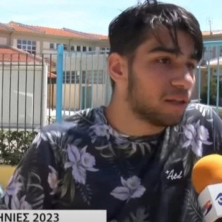 Viral: O πιο χαλαρός μαθητής των Πανελληνίων: «Τώρα κλάιν ό,τι γίνει…»