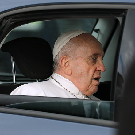 Πάπας Φραγκίσκος: Σε επείγουσα εγχείρηση θα υποβληθεί ο ποντίφικας