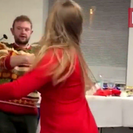 Βρετανία: "Φρικτό" χαρακτήρισε ο υπουργός Μάικλ Γκόουβ το βίντεο του Partygate - Ζήτησε συγγνώμη από τον λαό