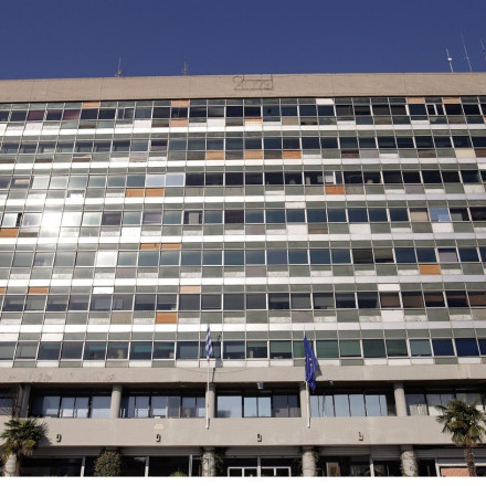 Πρυτανεία ΑΠΘ: Ελλείψεις στην πυροπροστασία, ανεπαρκείς προσεισμικοί έλεγχοι και ασυντήρητες υποδομές [vid]