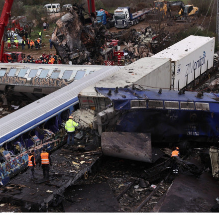 Τέμπη: «Δεν μπορώ να νιώσω την αγάπη, τη χαρά, τη λύπη» - Επιζών συγκλονίζει