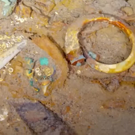 Τιτανικός: Βρέθηκε περιδέραιο με δόντι από τον εξαφανισμένο καρχαρία Μεγαλόδοντα [vid]