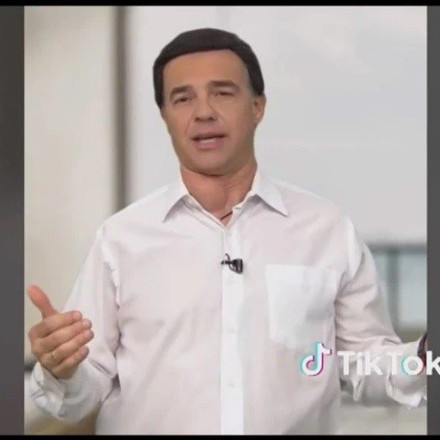 MitsiVAR: Ο «Αλέξης Τσίπρας» τα βάζει με τους ψηφοφόρους μέσω TikTok α λα Βασίλης Λεβέντης