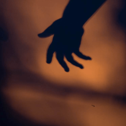 «Έλεγε μη φωνάζεις θα σε μαχαιρώσω»: Στον ανακριτή 22χρονος για απόπειρα αρπαγής