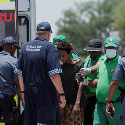 Τραγωδία στη Νότια Αφρική: 60 νεκροί ανασύρθηκαν από παράνομο χρυσωρυχείο