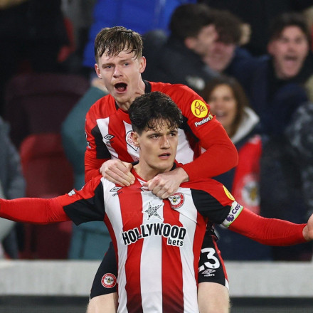 Premier League: Η Μπρέντφορντ «έκλεψε» στις καθυστερήσεις τον βαθμό από τη Σίτι (2-2)