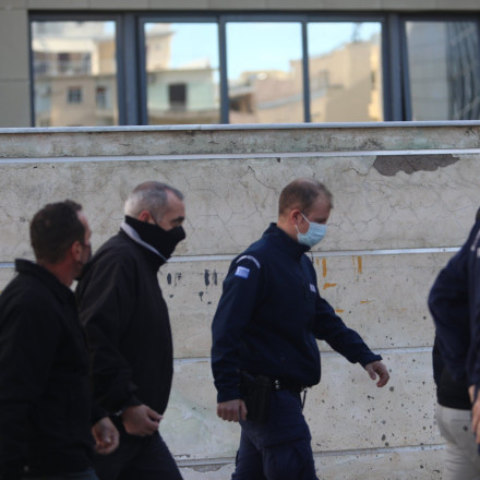 «Ο Μίχος πλήρωνε το κύκλωμα προστασίας»: Τι λέει η μητέρα της 12χρονης από τον Κολωνό