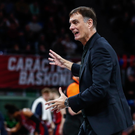 Μπαρτζώκας: «Ο Παπανικολάου αξίζει κάθε τιμή» [Vid]