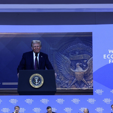 Τραμπ στο Νταβός: Έχω πολλά παράπονα από την Ευρώπη - Τέλος το αστείο με τη συμπερίληψη