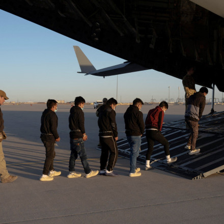 Έλληνες μετανάστες στην «σκούπα» Τραμπ - Ο Παντελής, η Ιωάννα και η αγωνία για το μέλλον στις ΗΠΑ