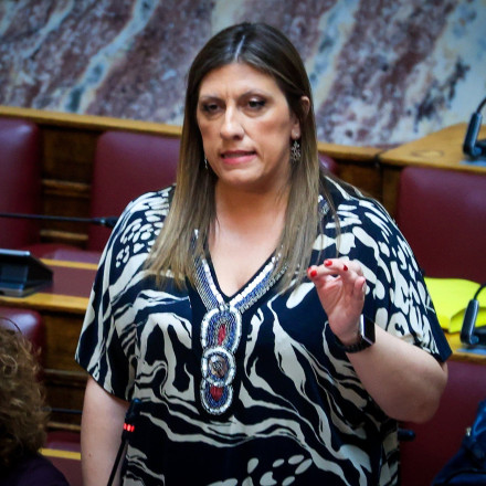 «Αρένα» η Βουλή με Κωνσταντοπούλου: «Προσβάλλετε τη μνήμη ήρωα των Ιμίων» - «Πέθανε από ατύχημα»