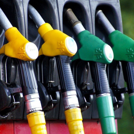 Fuel Pass: Ποιοι θα δουν χρήματα τη Μεγάλη Εβδομάδα - Πότε λήγουν οι αιτήσεις
