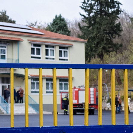 Επιδειξίες σκορπούν τρόμο σε Πέραμα, Κερατσίνι και Παλαιό Φάληρο – Ανατριχιαστικό βίντεο