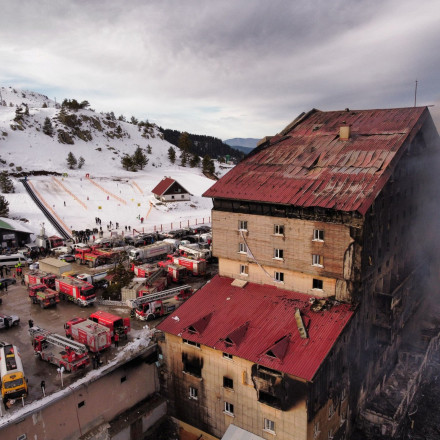 Θρηνεί η Τουρκία: Στους 78 οι νεκροί από τη φωτιά στο ξενοδοχείο - Οργή για τα μέτρα ασφαλείας