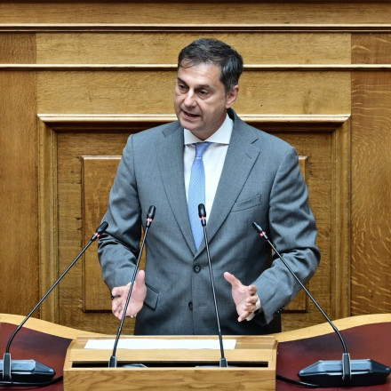 Χάρης Θεοχάρης: Παραβιάστηκε ο προσωπικός του λογαριασμός στο Χ