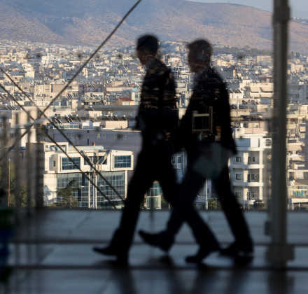 ΕΝΦΙΑ στα κλειστά σπίτια: Η κυβέρνηση βάζει στο στόχαστρο τράπεζες και funds – Σύσκεψη στην ΤτΕ ΕΝΦΙΑ στα κλειστά σπίτια: Η κυβέρνηση βάζει στο στόχαστρο τράπεζες και funds – Σύσκεψη στην ΤτΕ