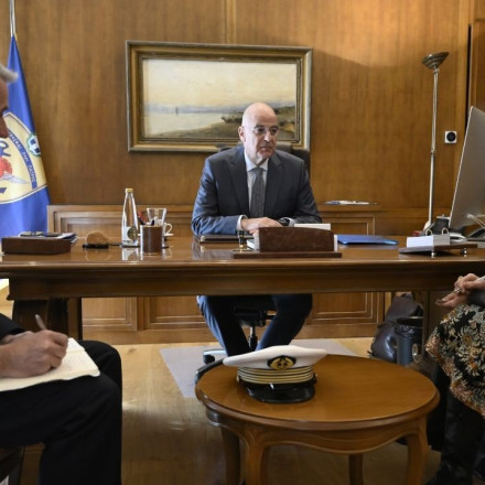 O Δένδιας ζήτησε εξηγήσεις από την πρέσβη της Γαλλίας για την πώληση πυραύλων METEOR στην Τουρκία