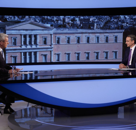 Πάει πίσω η συνέντευξη Μητσοτάκη στον Χατζηνικολάου Πάει πίσω η συνέντευξη Μητσοτάκη στον Χατζηνικολάου