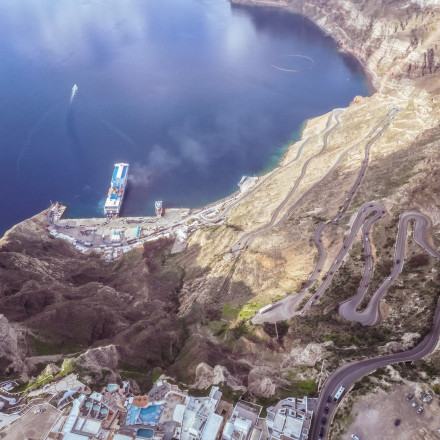 Παπαζάχος για Σαντορίνη: «Η επόμενη έκρηξη του ηφαιστείου μπορεί να διαρκέσει 1.200 μέρες»