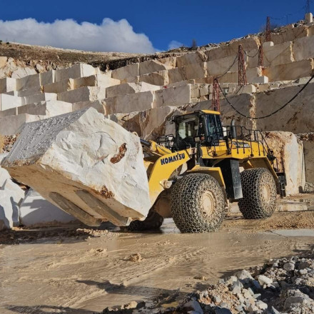 Η Komatsu εξελίσσει στη χώρα μας τον νέο της φορτωτή