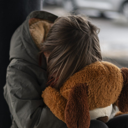 Γαλλία: Κακοποίησε σεξουαλικά 299 θύματα σε 25 χρόνια - Η μεγαλύτερη υπόθεση κακοποίησης παιδιών