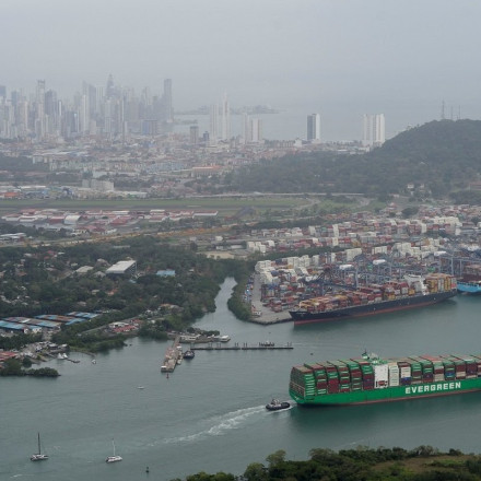 Νίκη Τραμπ στον Παναμά: Οι Κινέζοι πούλησαν κρίσιμα λιμάνια στην αμερικανική BlackRock