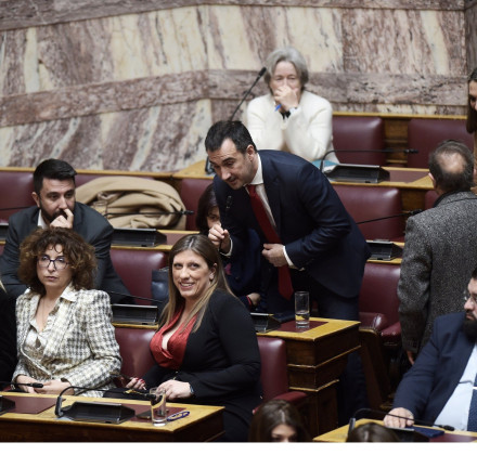 Νέα Αριστερά: Δοκιμάζει τις σχέσεις με τον ΣΥΡΙΖΑ η απόφαση για αποχή από την προεδρική ψηφοφορία Νέα Αριστερά: Δοκιμάζει τις σχέσεις με τον ΣΥΡΙΖΑ η απόφαση για αποχή από την προεδρική ψηφοφορία