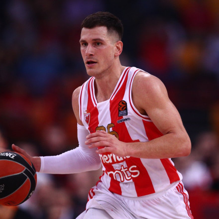 Ερυθρός Αστέρας: Οι πανηγυρισμοί, ο Ολυμπιακός και το μεσαίο δάχτυλο του Νέντοβιτς [Vid]