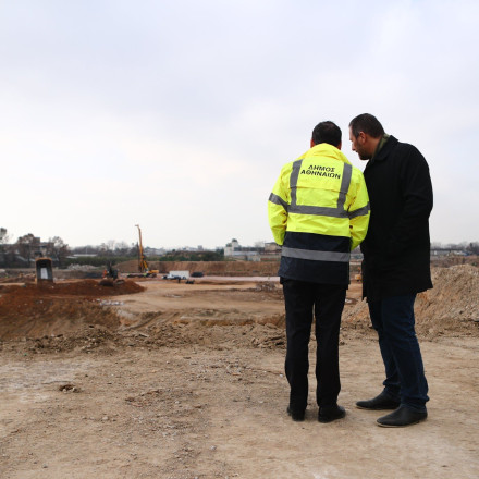 Χάρης Δούκας: Το χρονοδιάγραμμα και τα επόμενα βήματα της διπλής ανάπλασης στον Βοτανικό