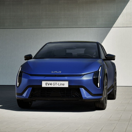 KIA EV4: To ηλεκτρικό sedan και hatchback της νέας εποχής