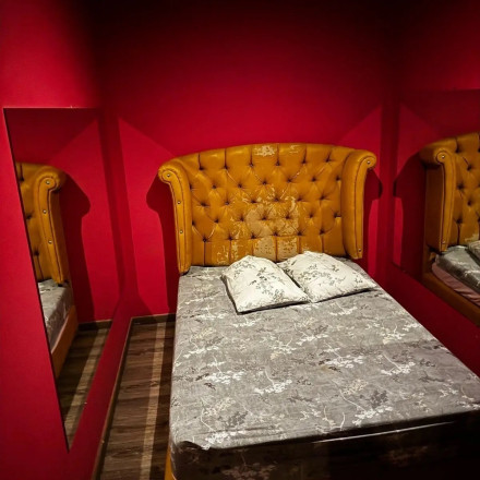 Στο φως διάλογοι σοκ από το κύκλωμα μαστροπείας: Τα «σαλταρισμένα κορίτσια», το boss και οι βρισιές