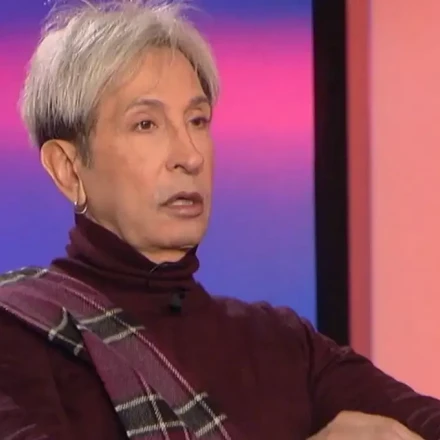 Δημήτρης Παπάζογλου: «Πάντα υπήρχε μια αναστολή μεταξύ μας, ίσως να είχα ένα κόμπλεξ απέναντι του»