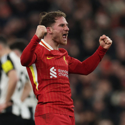 Premier League: «Πρόβα» τίτλου για τη Λίβερπουλ που υπέταξε με 2-0 και τη Νιουκάστλ