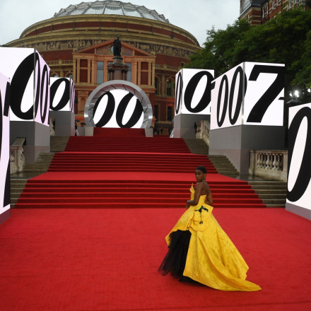 Ειδικό αφιέρωμα στα Όσκαρ για τα εμβληματικότερα τραγούδια σε ταινίες του James Bond