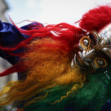 Γιατί μεταμφιεζόμαστε τις Απόκριες - Πώς ξεκίνησε το έθιμο της μεταμφίεσης