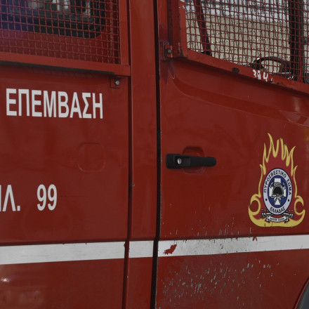 Αργυρούπολη: Άγνωστοι πέταξαν βενζίνη σε ανοιχτό πρατήριο καυσίμων - Καταστράφηκε ολοσχερώς