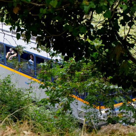 Σχολική εκδρομή «τρόμου» - «Κόλλησε» ο Οδοντωτός για ώρα πάνω από γκρεμό, τι λέει ο Γυμνασιάρχης