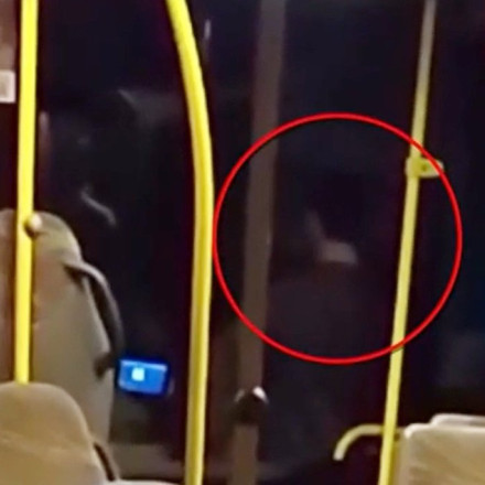 ΟΑΣΑ: Απομακρύνθηκε ο οδηγός που άφησε ανήλικο να οδηγήσει - Τι αναφέρει η ανακοίνωση