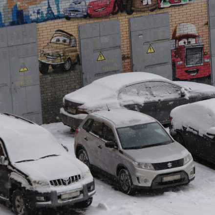 Απίστευτες εικόνες στο Ντιτρόιτ: Δρόμοι πλημμύρισαν και μετά πάγωσαν «εγκλωβίζοντας» τα αυτοκίνητα