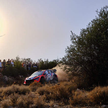 ΕΚΟ Ράλλυ Ακρόπολις 2025: Από το Καλλιμάρμαρο η έναρξη της υπερειδικής διαδρομής 1,5 χιλιομέτρων