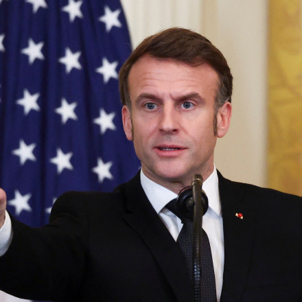 Μακρόν στο Fox News: «Ο Ντόναλντ Τραμπ να είναι προσεκτικός στις διαπραγματεύσεις για την Ουκρανία»