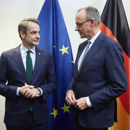 Τηλεφωνική επικοινωνία Μητσοτάκη - Μερτς