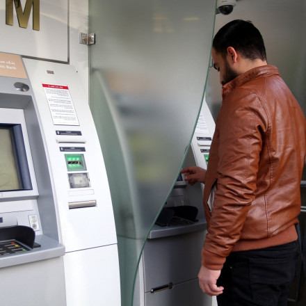 Πληρωμές από e-ΕΦΚΑ, ΔΥΠΑ - Ποιοι πάνε στα ATM από 10 έως 13 Ιουνίου