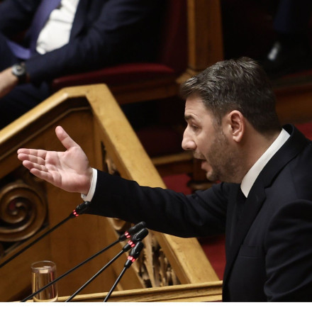ΠΑΣΟΚ: Τι αναφέρει το κείμενο της πρότασης δυσπιστίας κατά της κυβέρνησης που θα δοθεί στα κόμματα